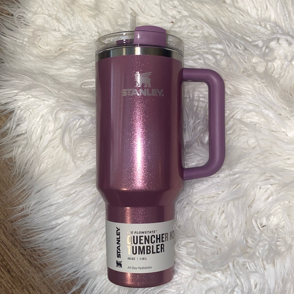 Nwt Stanley/Target new 40oz SS H2.0 Tumbler Mauve Shimmer.  Price is firm.